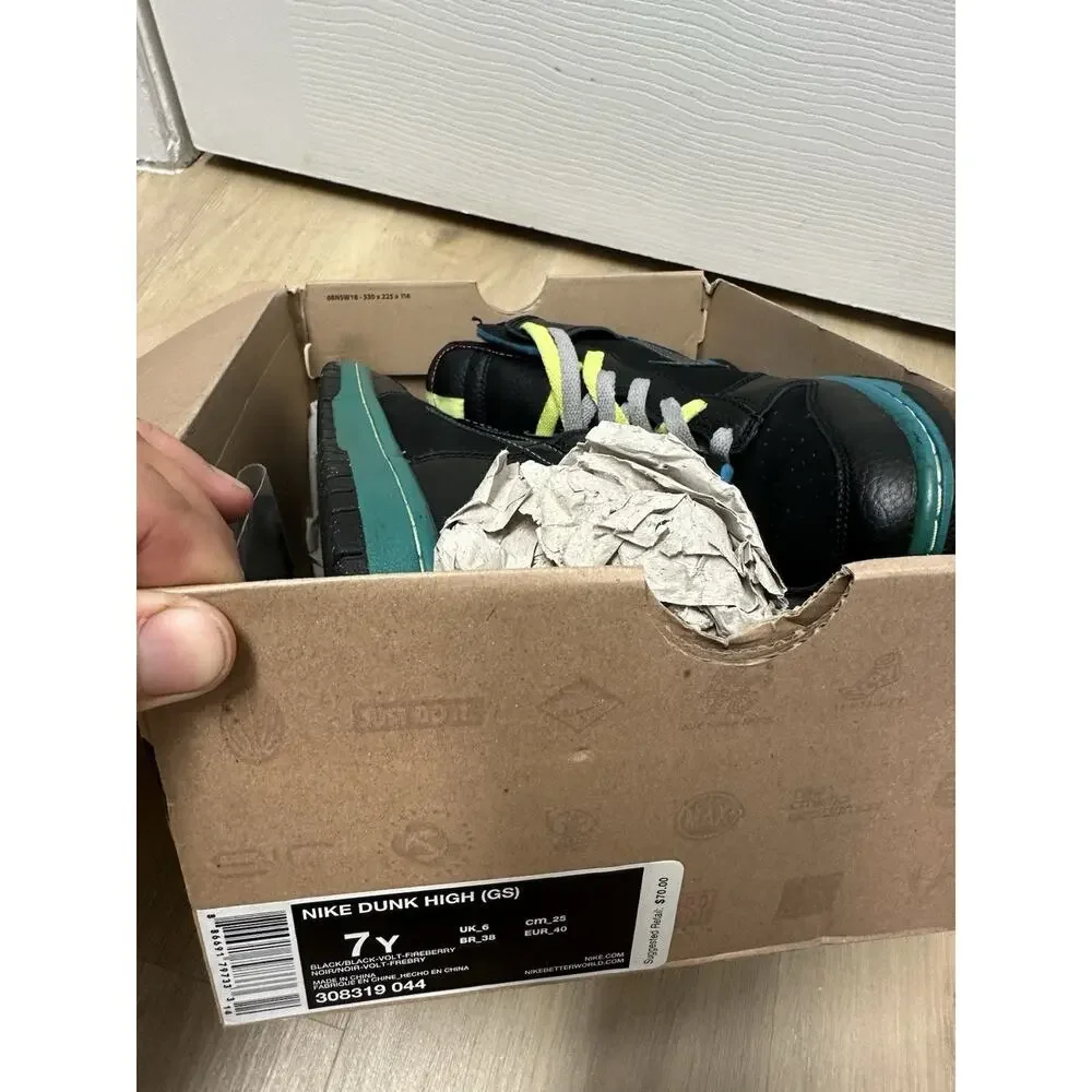 Nike pre owned